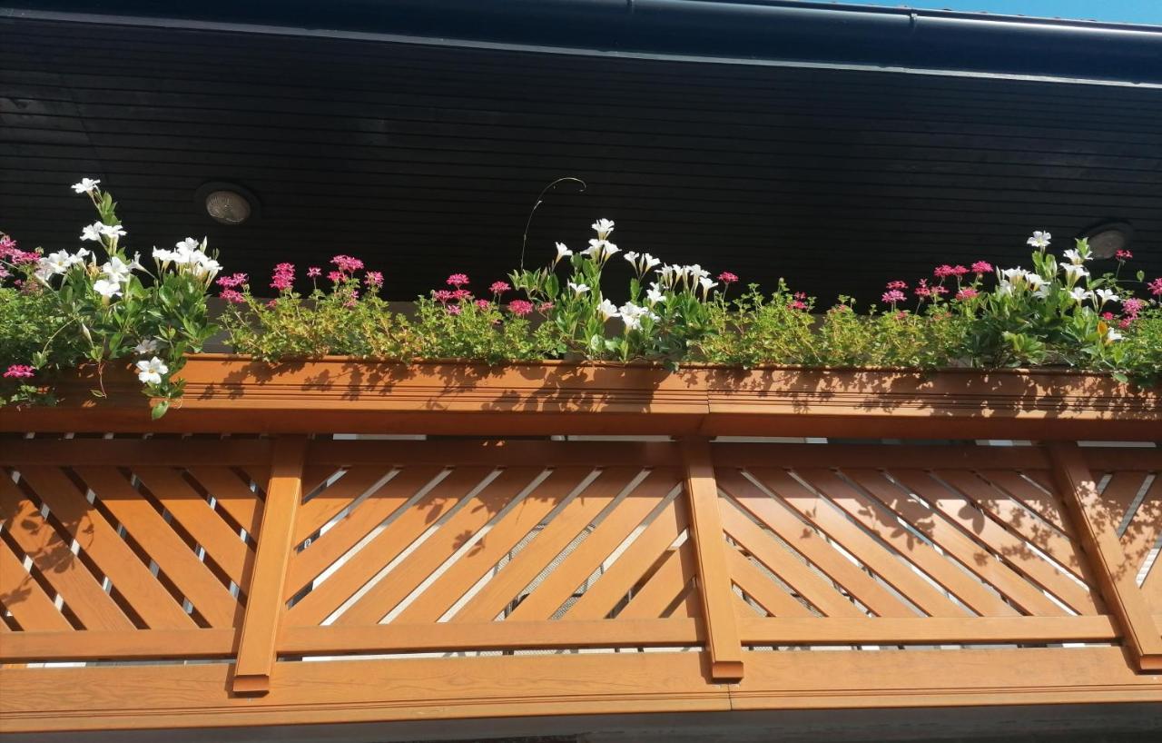 Apartmaji Valter Srpenica Bagian luar foto